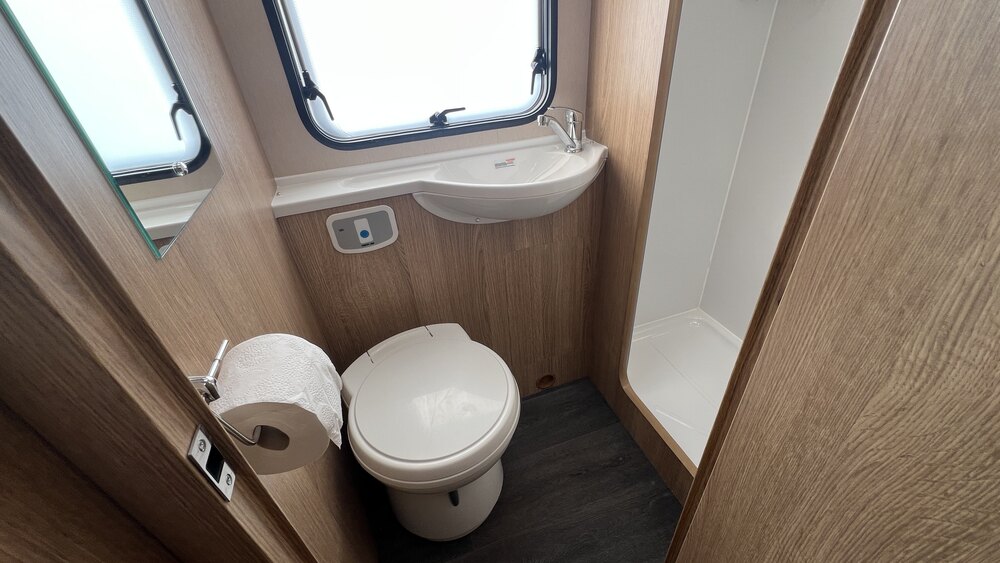 2024 Auto-Trail Imala 736G washroom